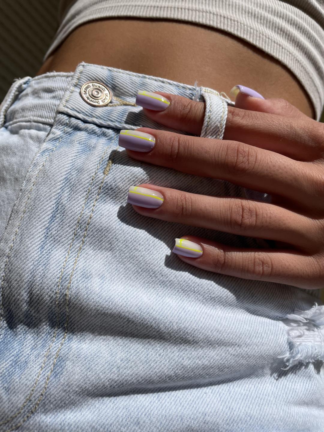 Korekcija izlivanja noktiju gelom - M dužina - Elle beauty center, Novi Sad Izlivanje noktiju Nokti Izlivanje noktiju, Novi Sad, Grbavica, Liman, Adamićevo