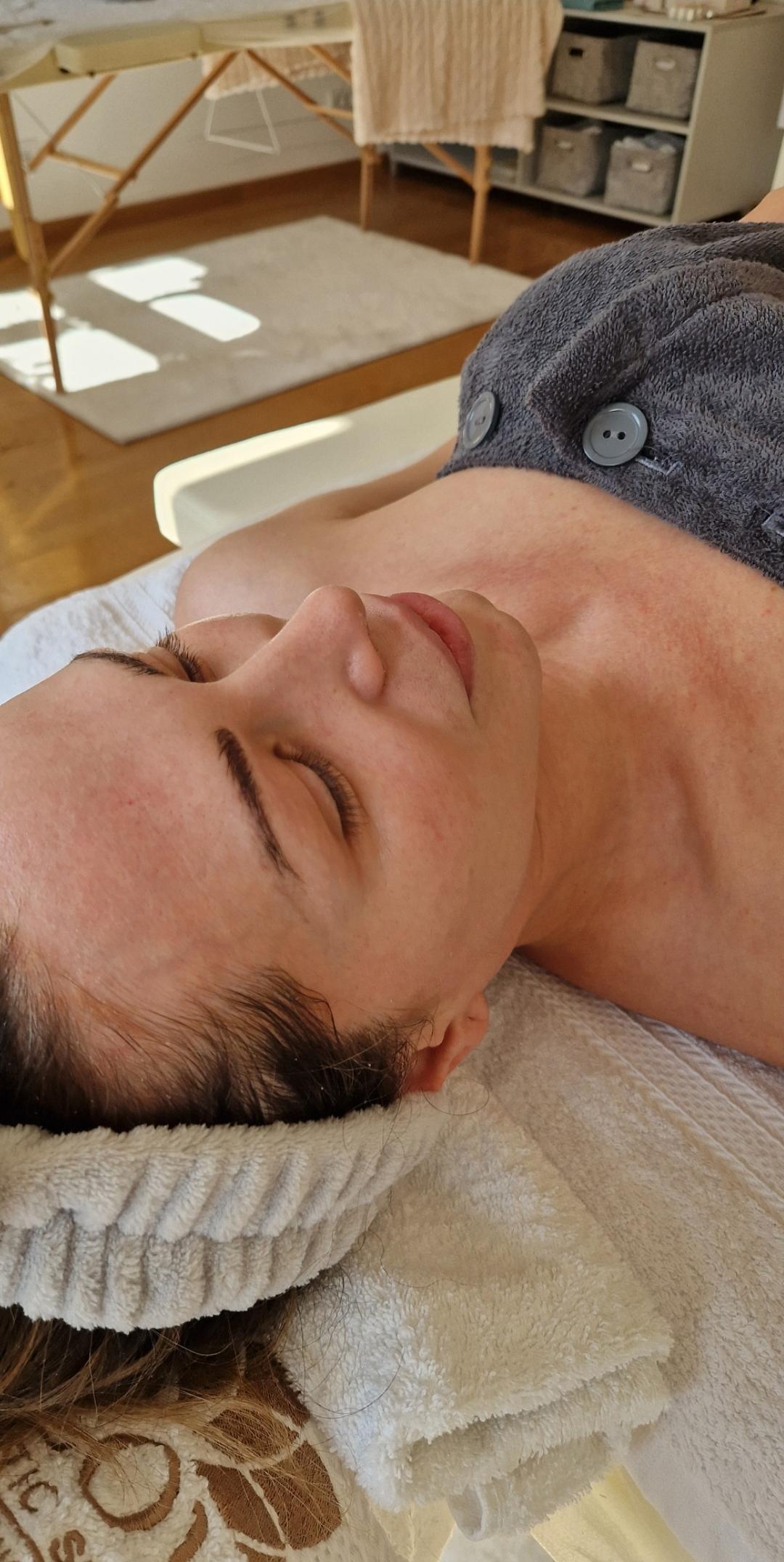 Glow Holistic Studio #beograd Masaža lica Kineplastie Phyt's tretman 75 min