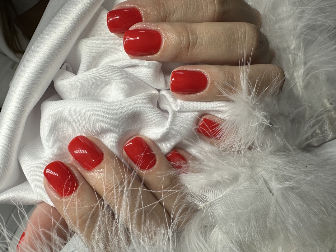 Mediva Estetik #beograd Gel lak Manikir + Gel lak - ruke