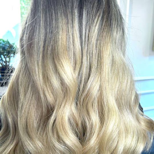 Esthetique Privé #beograd Ombre, sombre, balayage Balayage +preliv+ šišanje + feniranje