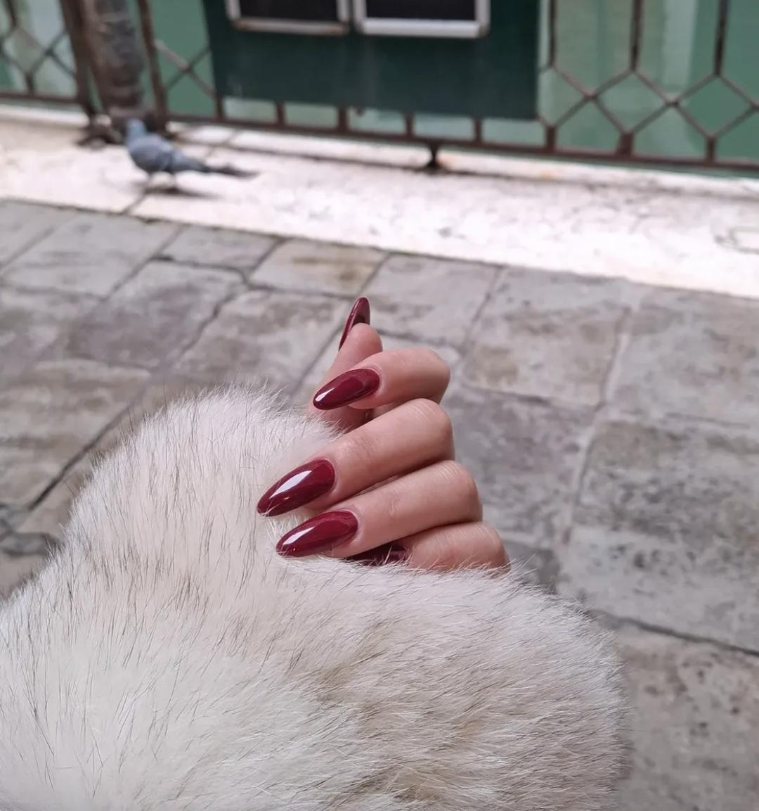 Rubber baza - Voyage beauty, Beograd Ojačavanje noktiju Nokti Ojačavanje noktiju, Beograd, Zvezdara