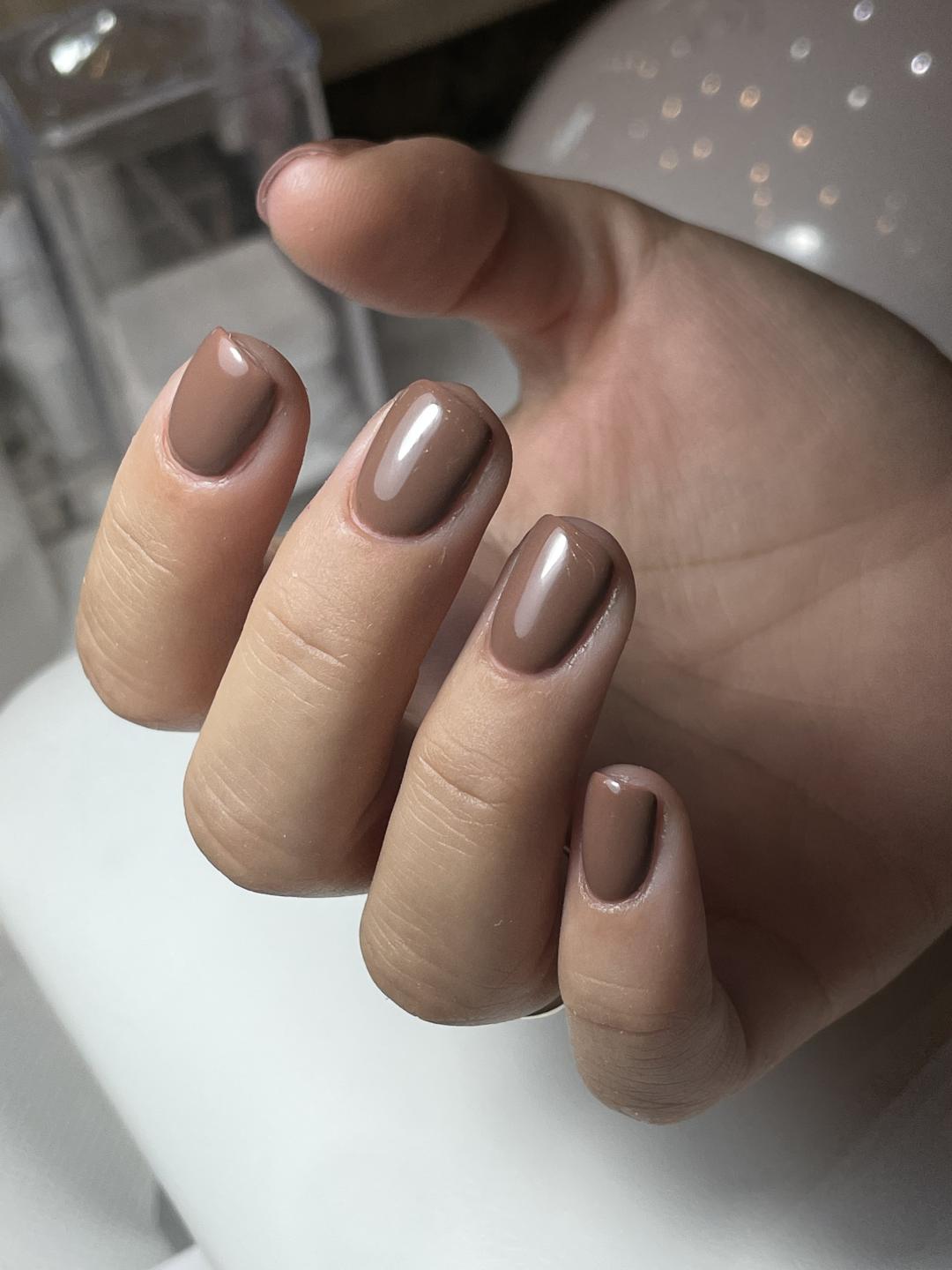 Gel lak / rubber baza - Nails Studio, Beograd Ojačavanje noktiju Nokti Ojačavanje noktiju, Beograd, Banovo brdo