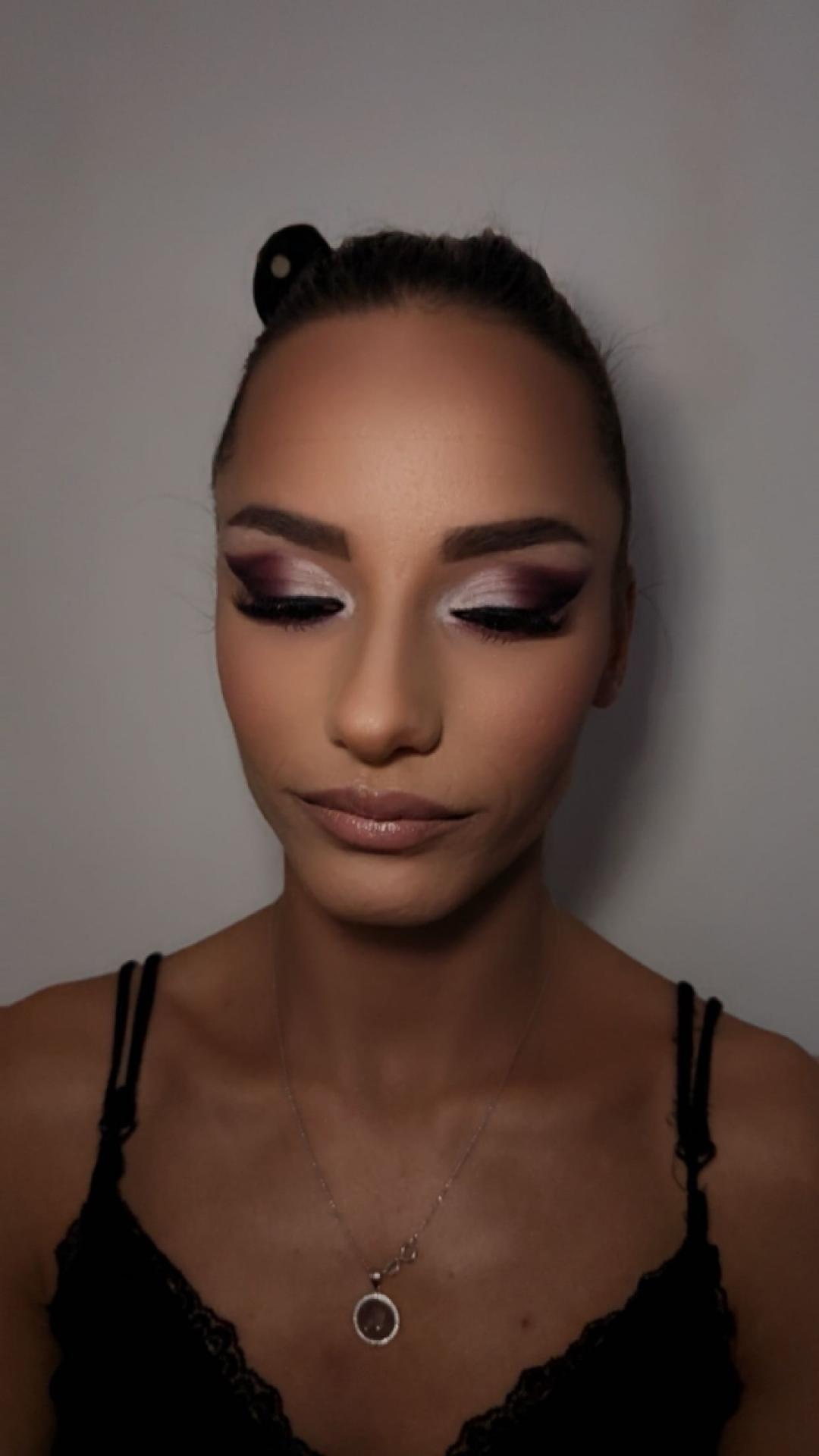 Beauty Team J&S 037 #krusevac Make-up / šminkanje Profesionalno šminkanje + veštačke trepavice