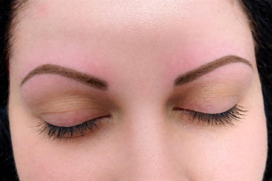 Puder obrve + prva korekcija - Četiri Gold - Zemun polje, Beograd Obrve Lice Obrve, Beograd, Zemun Gornji grad, Zemun polje, Altina, Galenika, Batajnica