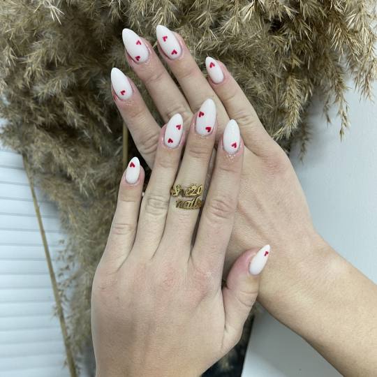 Sneža Nails #beograd Izlivanje noktiju Korekcija noktiju salonski rad - M dužina