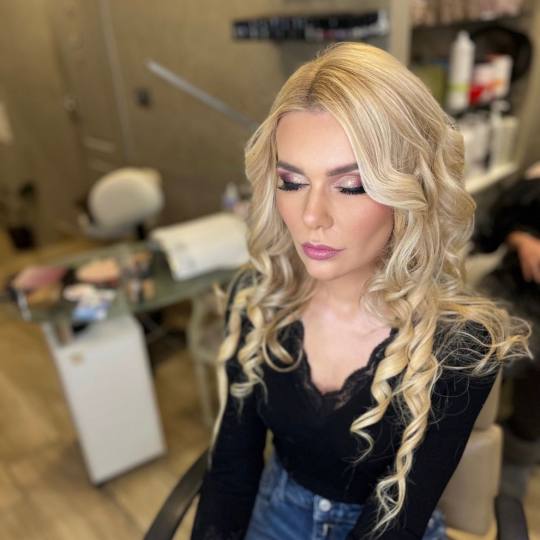 Bibi beauty centar #beograd Make-up / šminkanje Profesionalno šminkanje + veštačke trepavice + s
