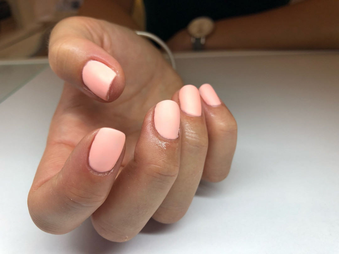 Mademoiselle Beauty #beograd Gel lak Gel lak - ruke sa aparatnim manikirom