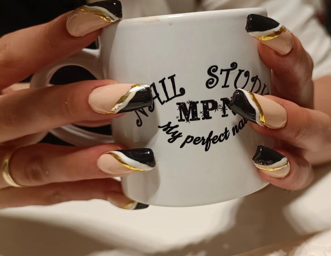 Nail Studio MPN #beograd Nadogradnja noktiju Nadogradnja noktiju tipsama