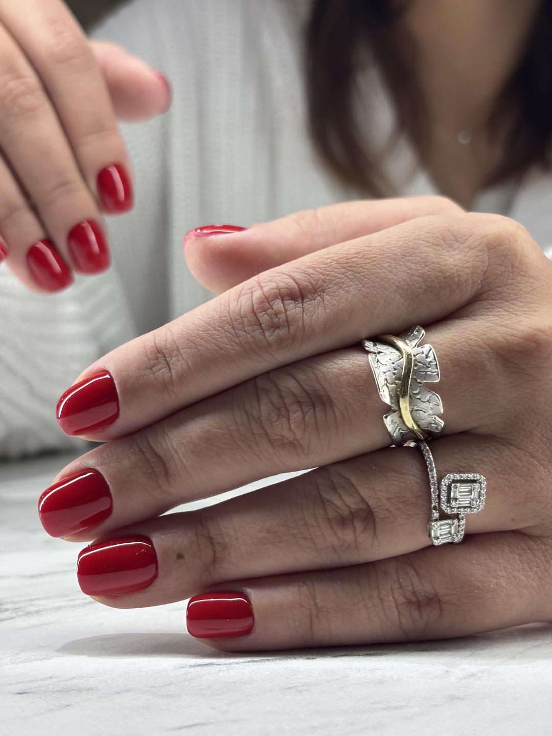 Ojacavanje rubber bazom - kratki - Beauty Cocktail, Beograd Ojačavanje noktiju Nokti Ojačavanje noktiju, Beograd, Voždovac