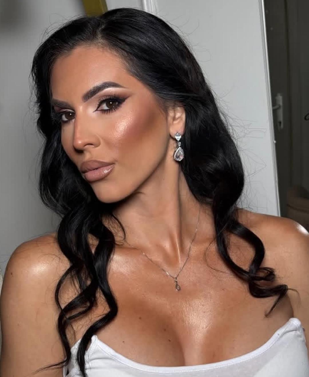 Bella Sofija #obrenovac Feniranje i stilizovanje Feniranje na talase - duga kosa