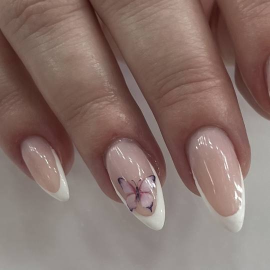 Super stil Marija #zrenjanin Izlivanje noktiju Izlivanje, korekcija noktiju gelom - L dužina
