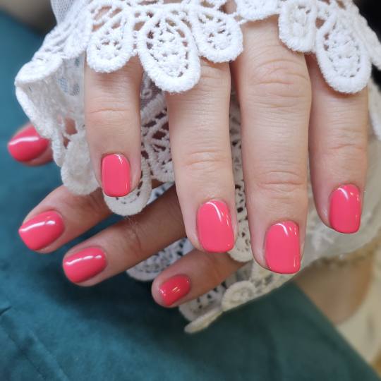 Pahulja S #novisad Manikir Manikir + trajni lak