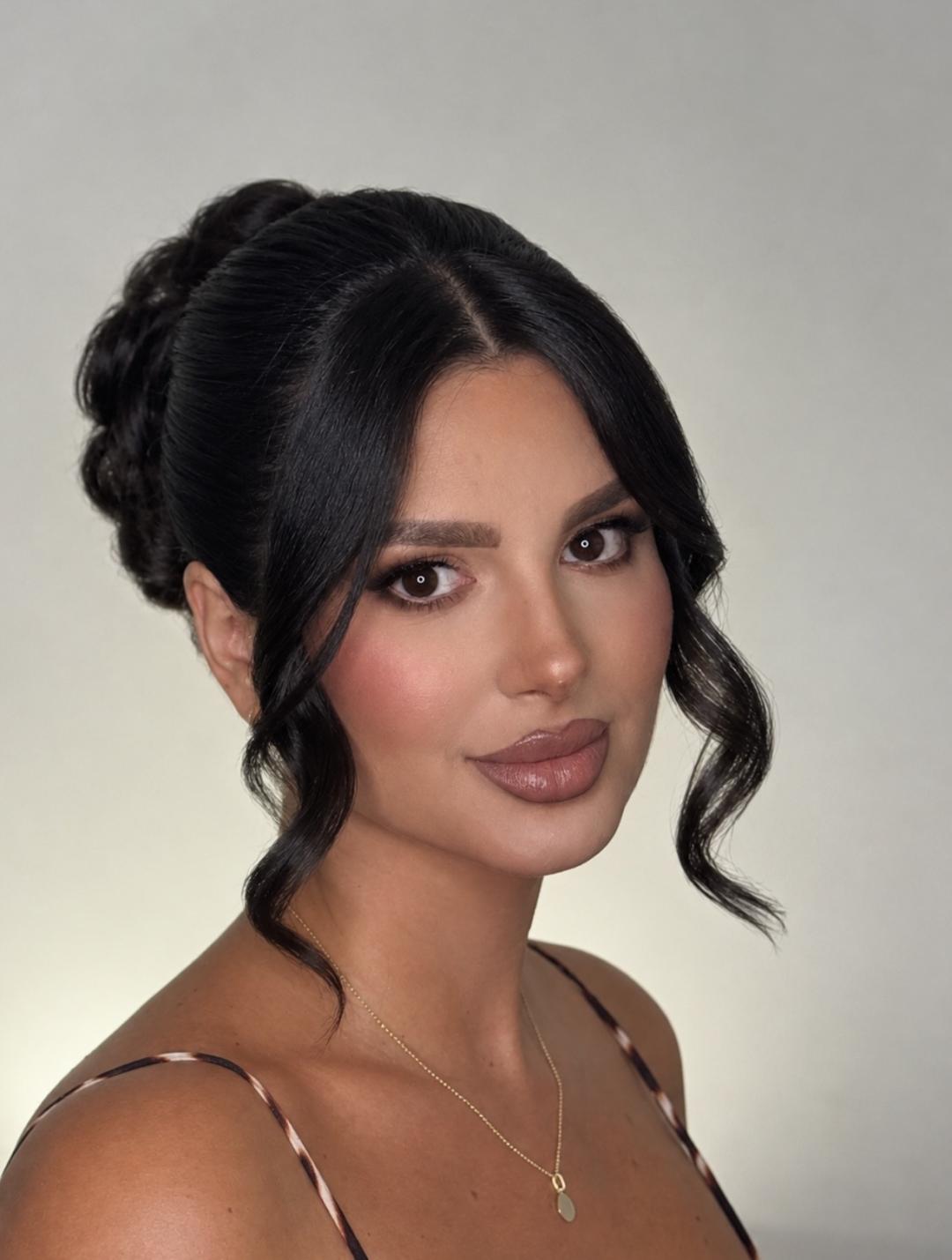 Profesionalna šminka i frizura - The Mat beauty, Beograd Svečane i frizure za svadbu Frizerski saloni Svečane i frizure za svadbu, Beograd, Slavija, Autokomanda, Neimar