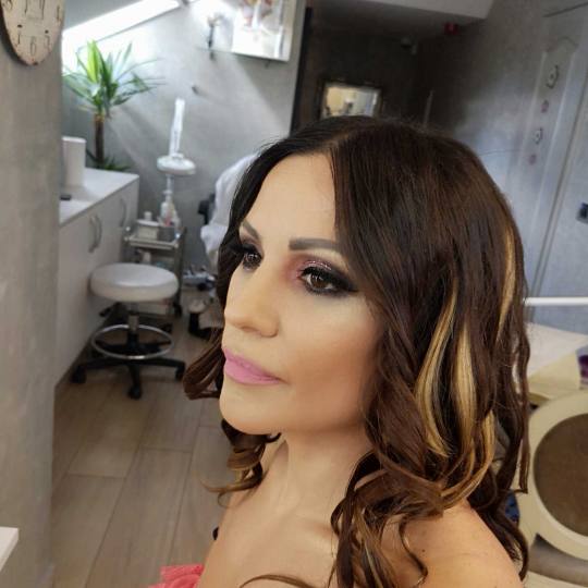 Bibi beauty centar #beograd Make-up / šminkanje Profesionalno šminkanje + veštačke trepavice mak