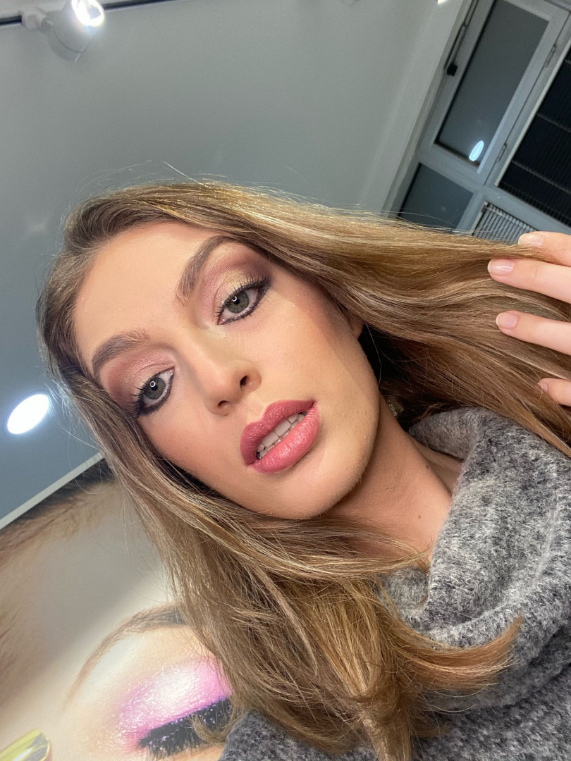 GM Beauty studio #beograd Make-up / šminkanje Profesionalno šminkanje + veštačke trepavice