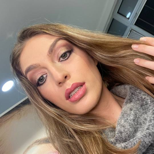 GM Beauty studio #beograd Make-up / šminkanje Profesionalno šminkanje + veštačke trepavice
