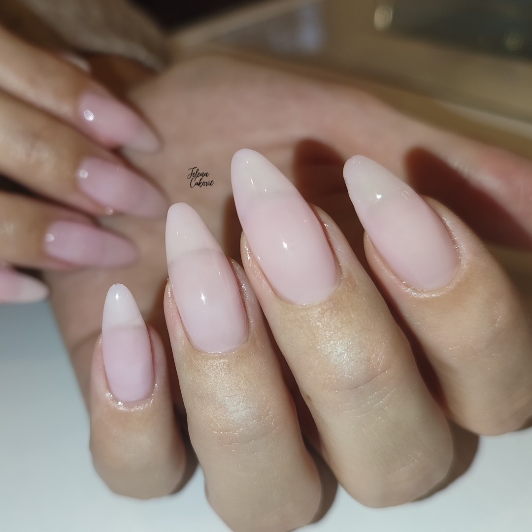 Studio Little Rose #beograd Gel lak Korekcija gel laka - dugi nokti