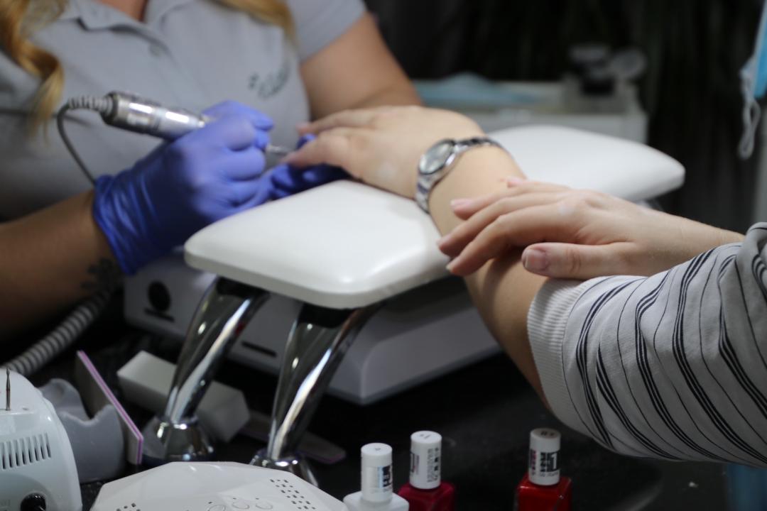 Manikir - Estetik MPL 87, Beograd Manikir Nokti Manikir, Beograd, Krnjača, Ovča, Kotež, Borča