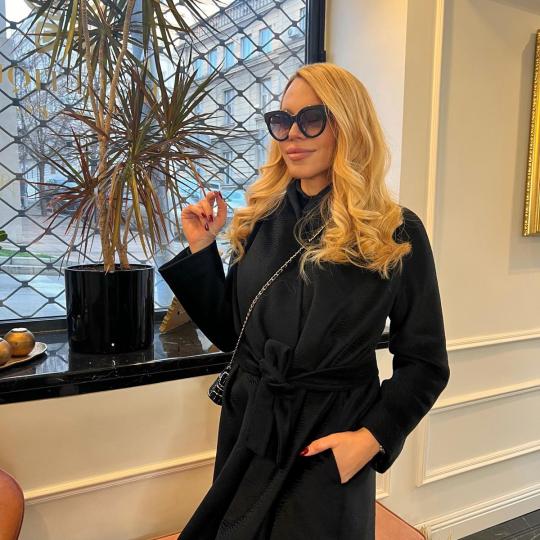 Esthetique Privé #beograd Nega i ojačavanje kose Premium anti break repair tretman - duga /extra d