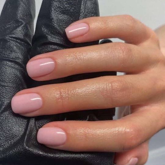 L’Avenue #beograd Ojačavanje noktiju Ojačavanje noktiju rubber bazom