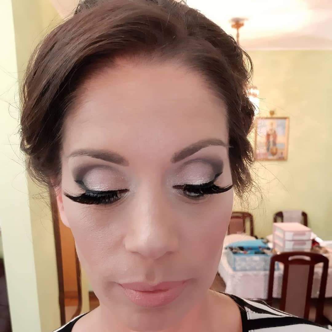 Albina Unisex Studio Lepote #temerin Make-up / šminkanje Profesionalno šminkanje + veštačke trepavice