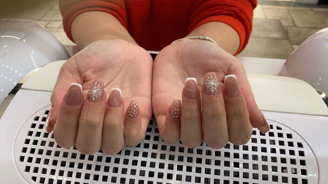 Korekcija ojačavanja / nadogradnje / izlivanja noktiju + french - Alfaparf Nails, Beograd Korekcija noktiju Nokti Korekcija noktiju, Beograd, Karaburma, Višnjička banja