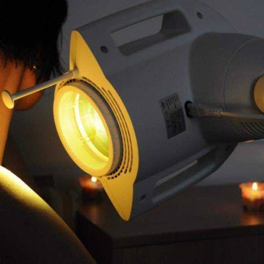 Migun centar relax #beograd Bioptron lampa-zuta svetlost regenerise kozu, utice na bol ,rane, upalu 