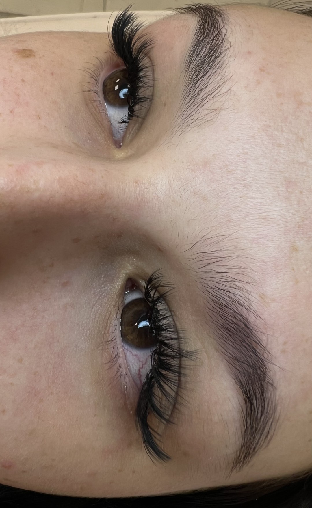 Grkinja Beauty Studio #krusevac Nadogradnja trepavica Nadogradnja svilenih trepavica 5D / 6D - ruski volumen