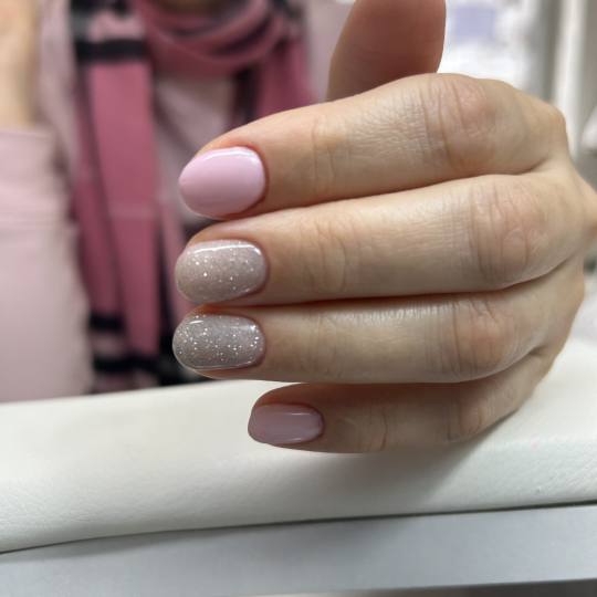 Nail Bar #novisad Manikir Manikir + ojačavanje noktiju gelom - M / L dužina