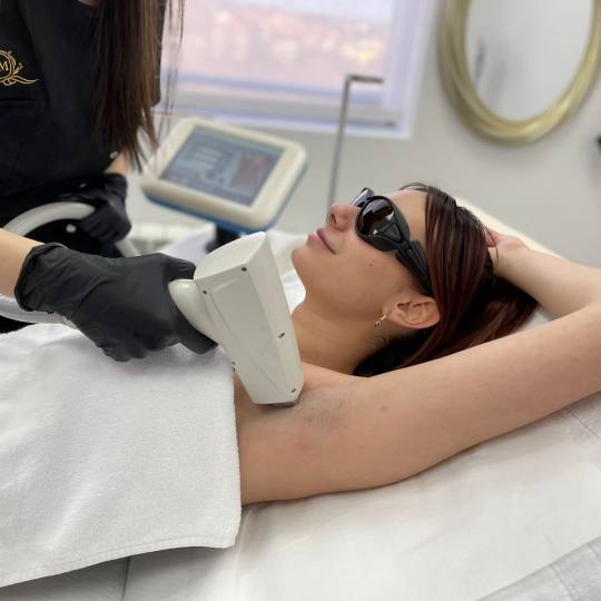 GM Beauty studio #beograd Laserska epilacija Laserska epilacija pazuha - za dame