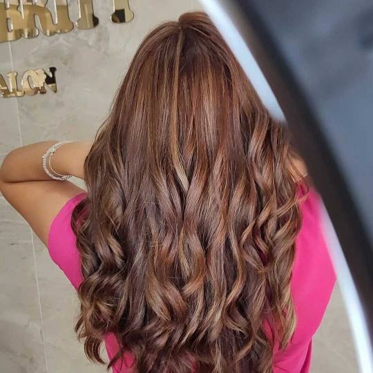 Salon Celebrity Lauren #beograd Pramenovi Pramenovi na foliju - duga kosa Pramenovi u nešto topliji