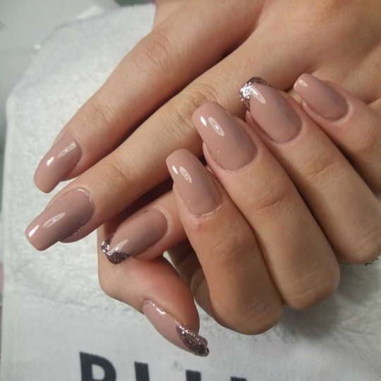 Choco Love #beograd Manikir Aparatni manikir + gel lak #manikir #saloni-pedikir-manikir #izlivanje #