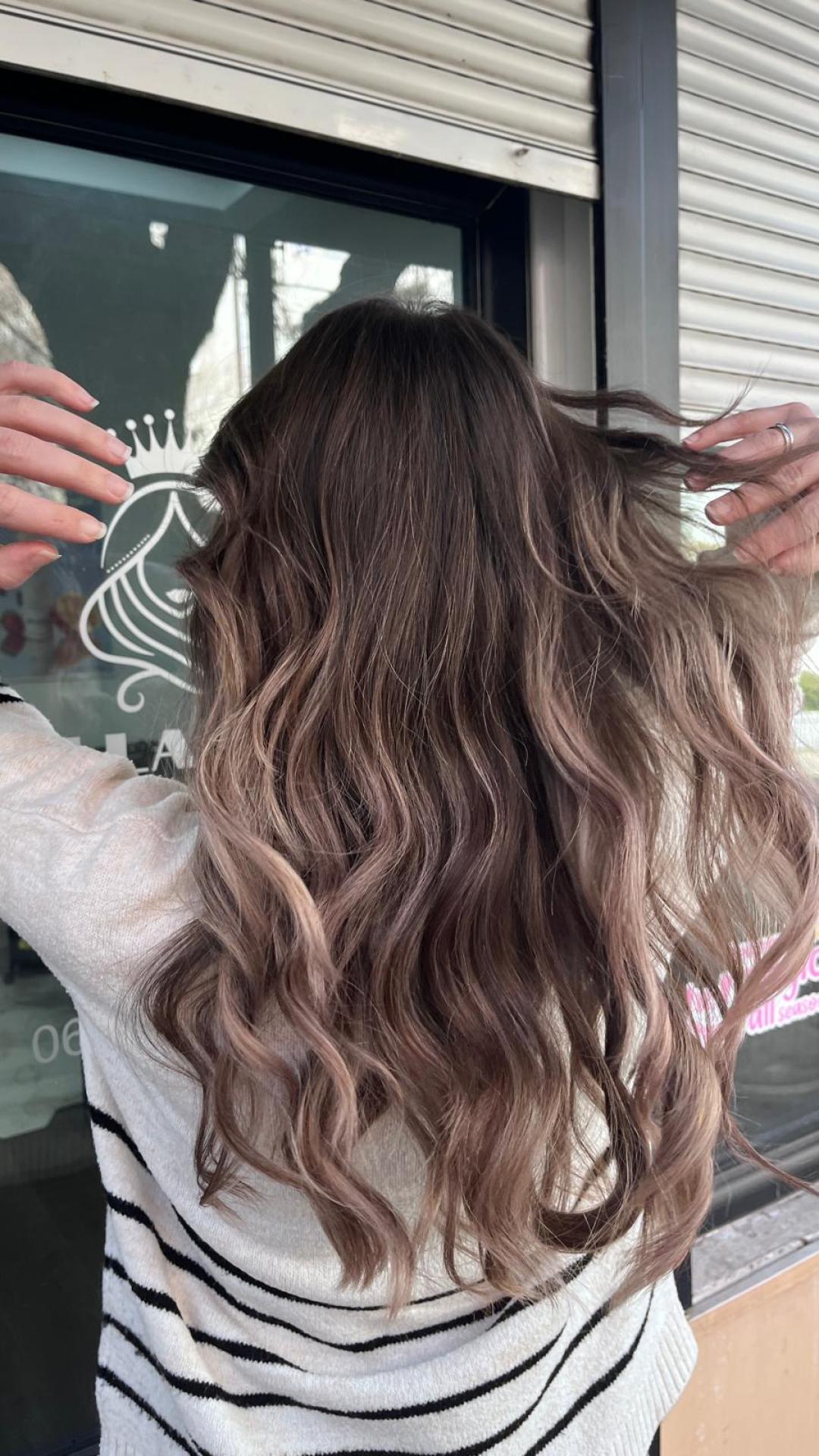 Balayage / Airtouch / Babylights - kosa do polovine leđa - Bella Nova, Beograd Ombre, sombre, balayage Frizerski saloni Ombre, sombre, balayage, Beograd, Vukov spomenik, Đeram