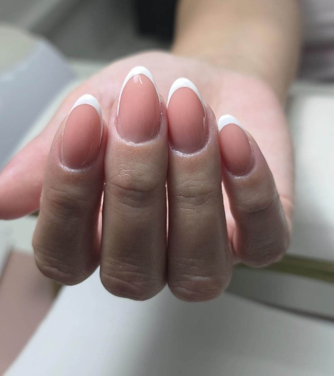 French / babyboomer - dodatak uz uslugu - Beauty & Fashion, Beograd Ukrašavanje noktiju Nokti Ukrašavanje noktiju, Beograd, Mirijevo