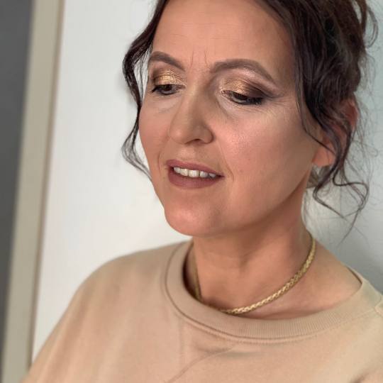 M Studio 0303 #novisad Make-up / šminkanje Profesionalno šminkanje + veštačke trepavice