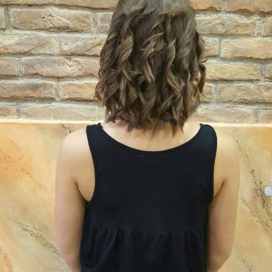 Hair Studio K1 #beograd Ispravljanje kose Talasi Presa - srednja dužina kose
