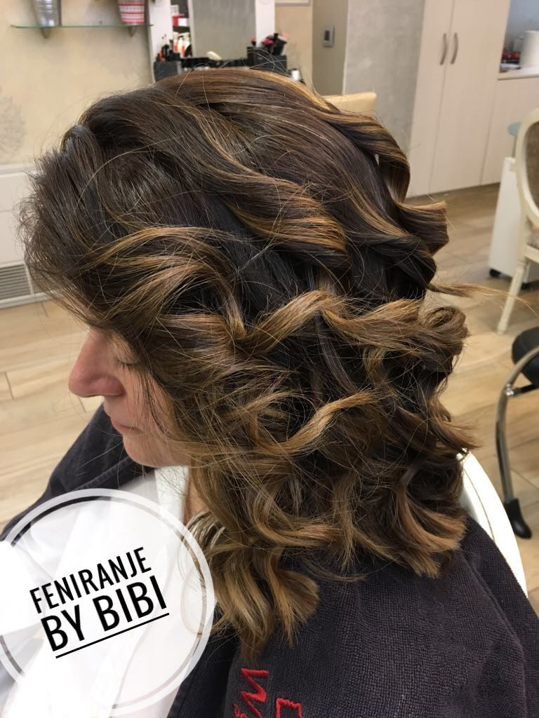 Feniranje na ravno / lokne - kosa srednje dužine - Bibi beauty centar, Beograd Feniranje i stilizovanje Frizerski saloni Feniranje i stilizovanje, Beograd, Banovo brdo