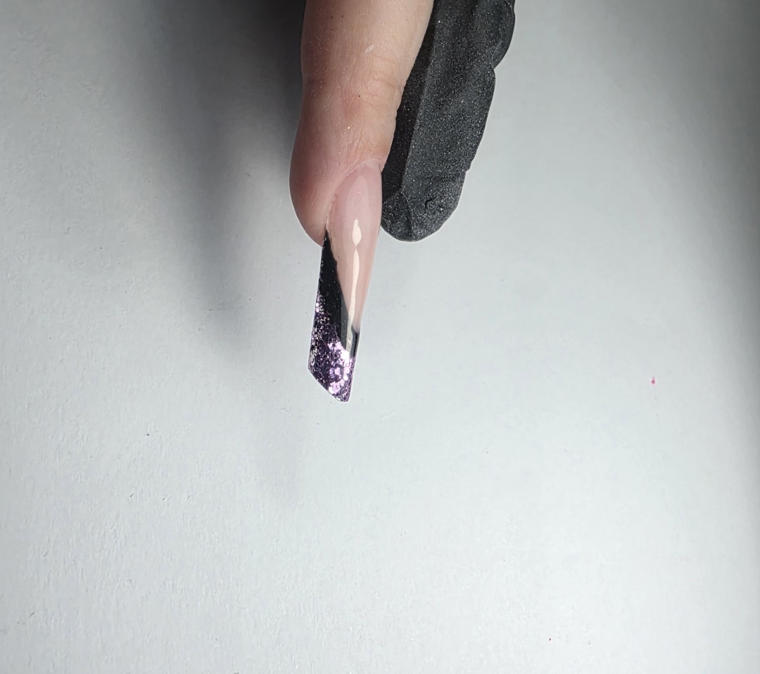 Izlivanje noktiju dual formama - sve dužine noktiju - Mademoiselle Natalie studio, Beograd Manikir Nokti Manikir, Beograd, Novi Beograd Arena