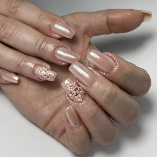 Princess beauty salon #nis Izlivanje noktiju Izlivanje noktiju gelom - M dužina Nokti