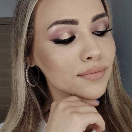 Contessa #novisad Make-up / šminkanje Profesionalno šminkanje + veštačke trepavice