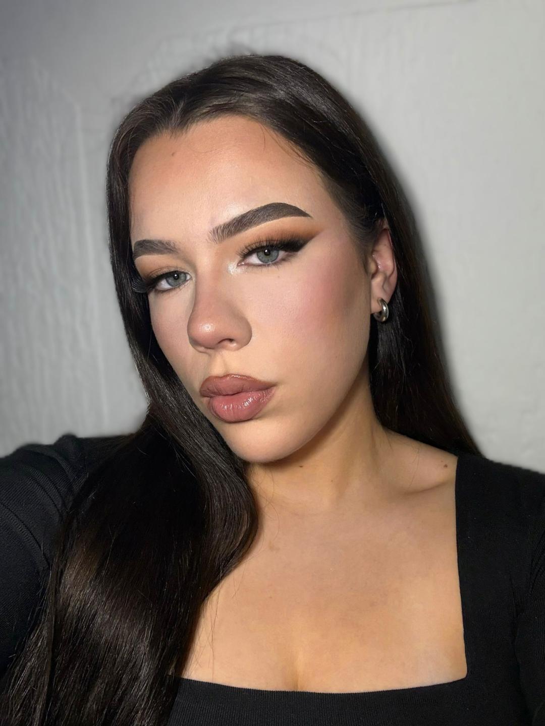 Profesionalno šminkanje - Varnelli Studio, Beograd Make-up / šminkanje Lice Make-up / šminkanje, Beograd, Vračar, Čubura, Crveni krst