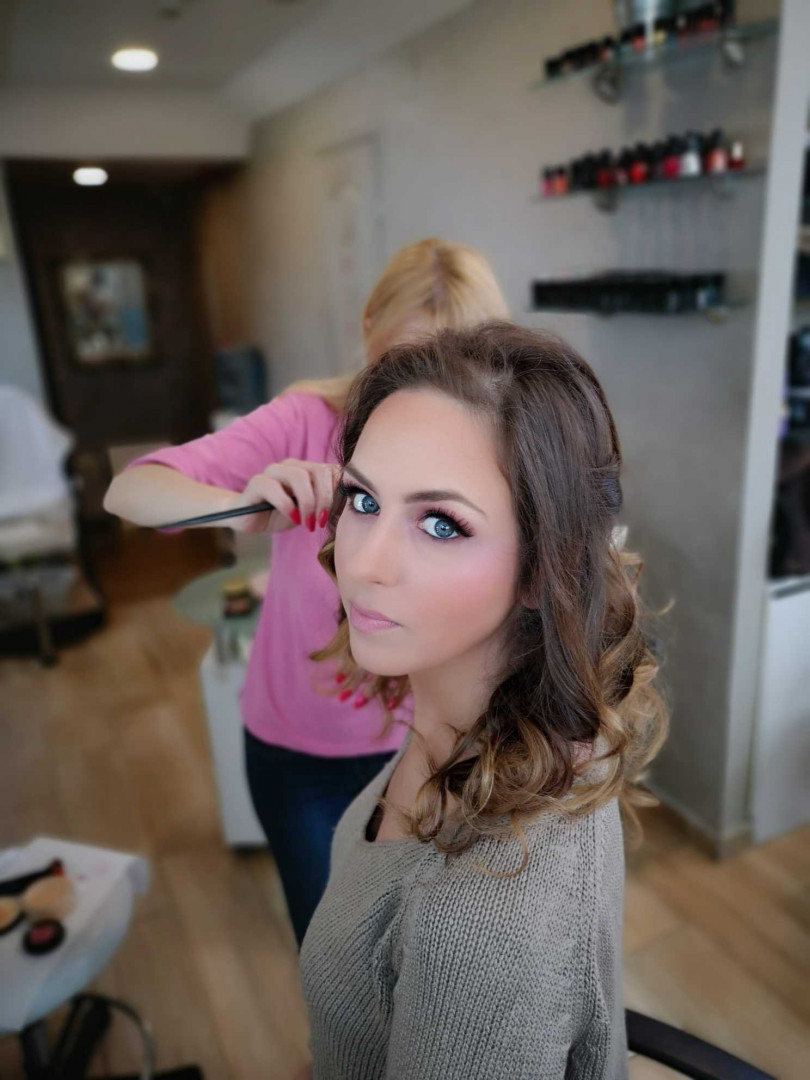 Bibi beauty centar #beograd Make-up / šminkanje Profesionalno šminkanje + veštačke trepavice