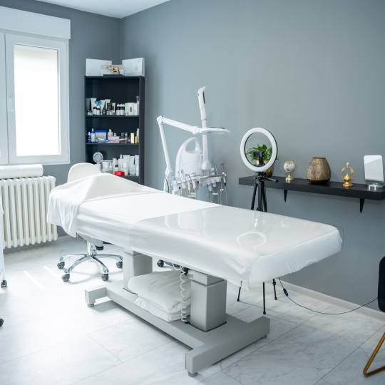 Monika Barta Cosmetics #novisad Tretman lica Higijensko čišćenje lica + ampula
