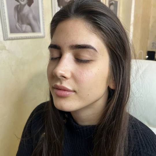 Hermanita beauty studio #beograd Obrve Farbanje obrva kanom