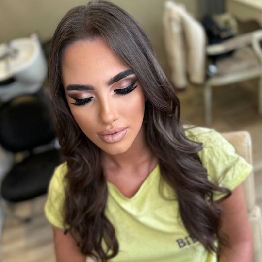 Bibi beauty centar #beograd Make-up / šminkanje Profesionalno šminkanje + veštačke trepavice Pro