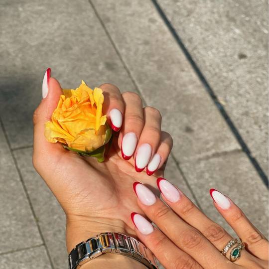 Nail Care House #beograd Izlivanje noktiju Izlivanje noktiju gelom - M dužina