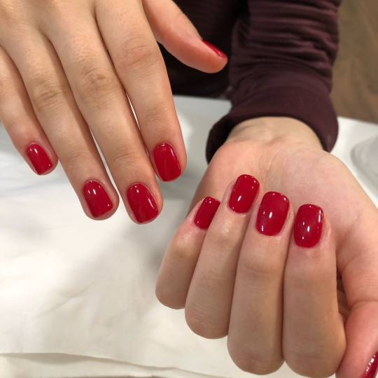Studio lepote Krin #beograd boja     big apple red (gel  lak)