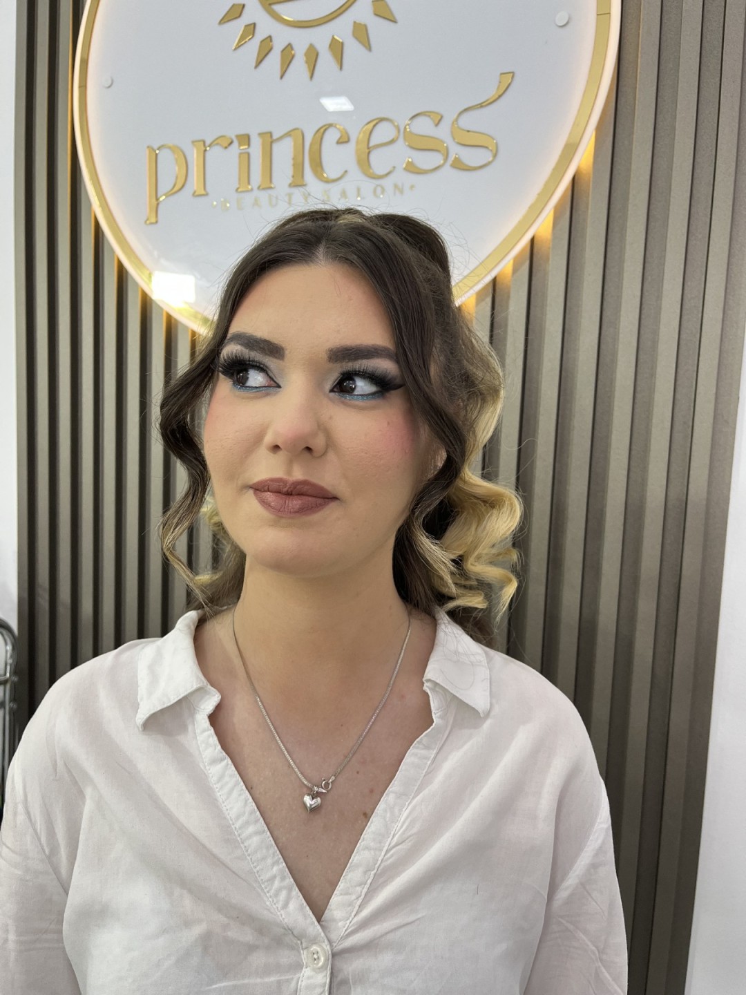 Princess beauty #nis Make-up / šminkanje Profesionalno šminkanje + veštačke trepavice