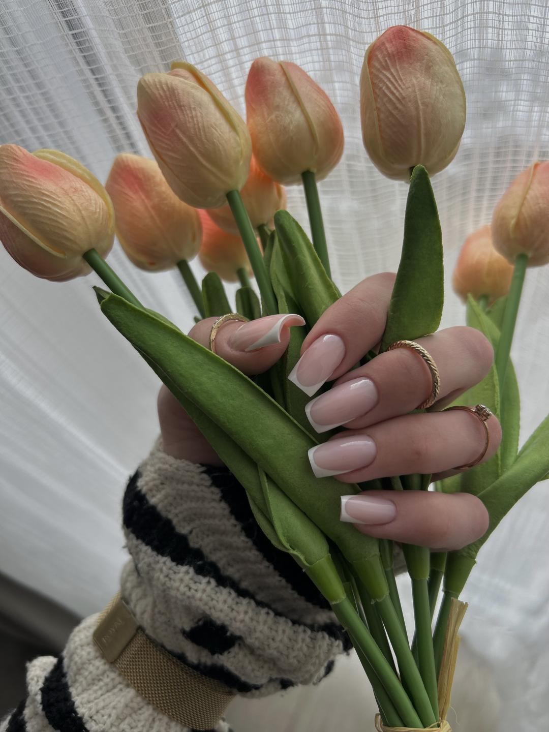 Vanilla rain beauty #beograd Izlivanje noktiju Izlivanje noktiju gelom - L dužina