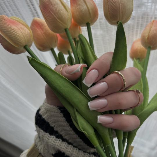 Vanilla rain beauty #beograd Izlivanje noktiju Izlivanje noktiju gelom - L dužina